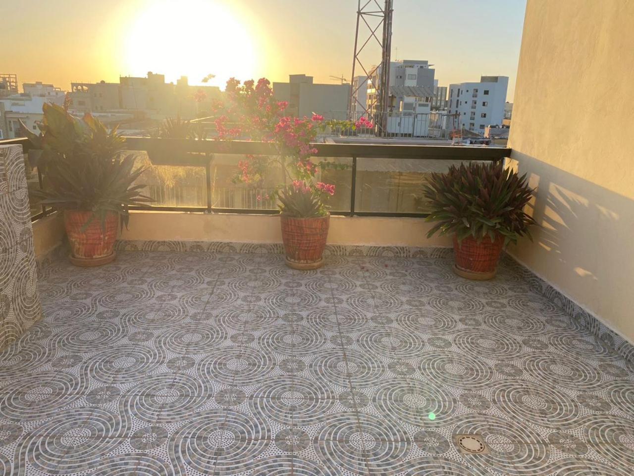 Residence Adja Binta Kane Sour Dakar Exteriör bild