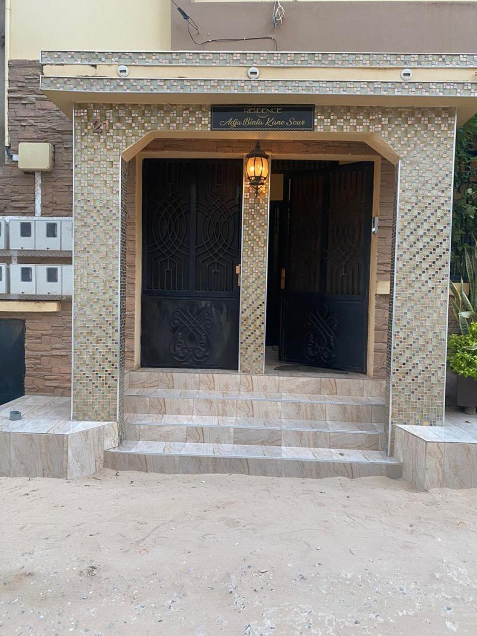 Residence Adja Binta Kane Sour Dakar Exteriör bild