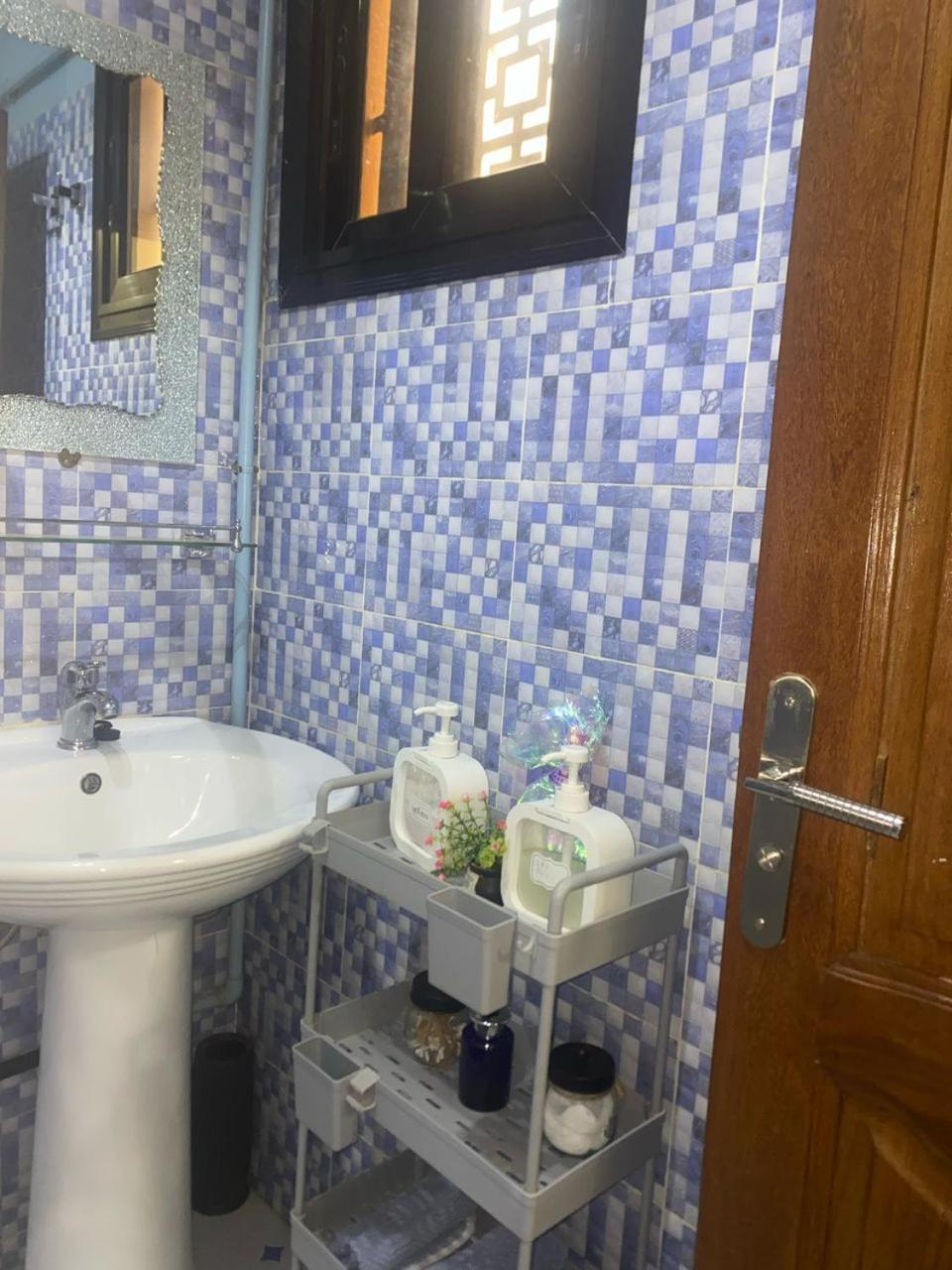 Residence Adja Binta Kane Sour Dakar Exteriör bild