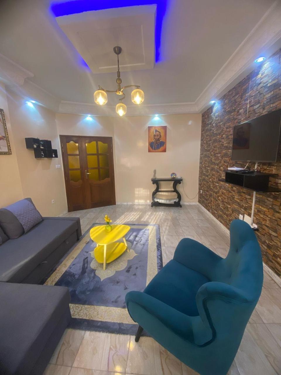 Residence Adja Binta Kane Sour Dakar Exteriör bild